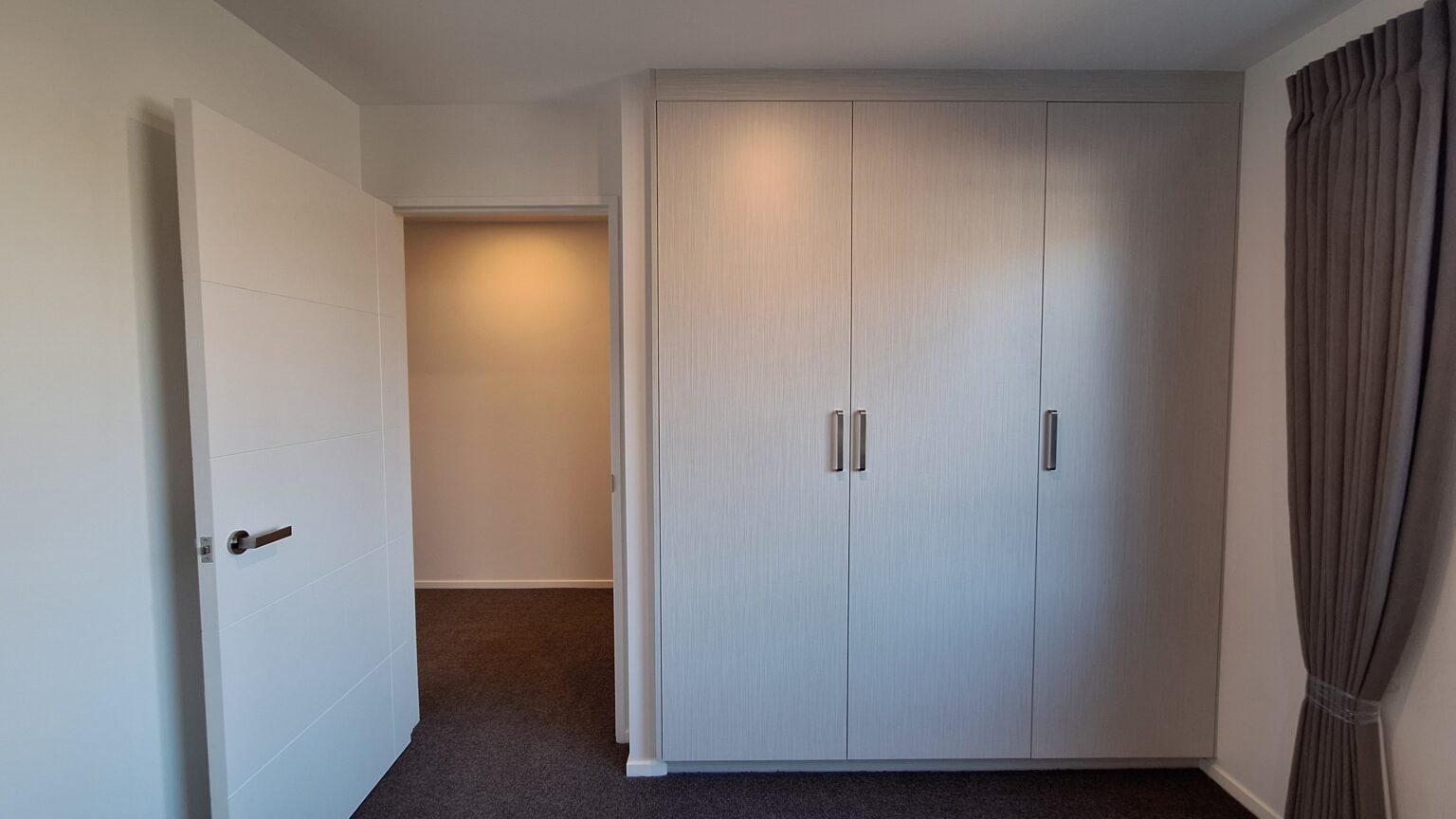 Custom inbuilt wardrobe doors